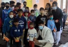 नेक पहल : सरकारी अधिकारी ने स्पेशल बच्चों के साथ मनाया बेटे का जन्मदिन