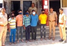 महागुन मॉल में स्पा सेंटर की आड़ में जिस्मफरोसी का धंधा का भंडाफोड़
