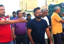 नगर आयुक्त ने शौचालयों की सफाई व्यवस्था का किया निरीक्षण