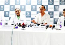 कैंसर पीडि़त 2 माह के मासूम बच्चे के लिए डॉक्टर बने भगवान
