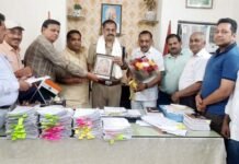 इंदिरापुरम बना अपराध मुक्त, व्यापारियों ने सीओ इंदिरापुरम का किया अभिनंदन
