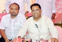 राज्यमंत्री स्वतंत्र प्रभार ने की 100 दिन के रोड मैप पर चर्चा