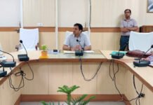 स्कूल में बच्चों को उपलब्ध कराएं बेहतर सुविधा: सीडीओ