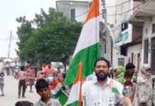 कांग्रेसियों ने निकाली भारत जोड़ो गौरव तिरंगा यात्रा