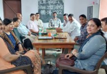 तिरंगा यात्रा की प्राथमिक शिक्षक संघ ने संभाली कमान