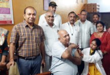 कोविड की रोकथाम के लिए कौशांबी में निशुल्क मेगा वैक्सीनेशन कैम्प का आयोजन