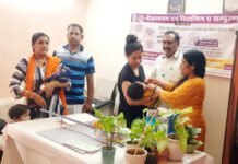 वैशाली मेंं बच्चों को पिलाई गई विटामिन ए दवाई