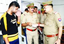 पत्नी के गम में जहर खाकर युवक पहुंचा एसएसपी ऑफिस