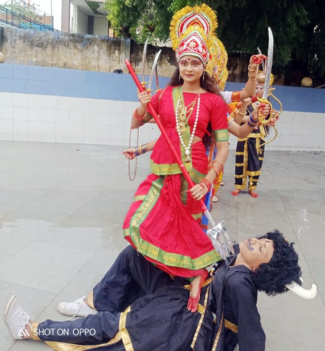 Navratri-calibrated-gautam-public-school (1)