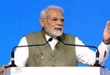 ग्रेटर नोएडा पहुंचे पीएम मोदी और सीएम योगी, वर्ल्ड डेयरी समिट का शुभारंभ