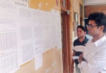 नगर आयुक्त ने जोनल कार्यालय का किया निरीक्षण, लापरवाही पर कई कर्मचारियों को दी चेतावनी