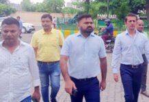 उद्यान विभाग के कार्यो का नगर आयुक्त ने लिया जायजा