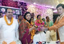 पश्चिमी यूपी से भाजपा को बड़ा झटका, लोनी चेयरमैन ने अपने पति व समर्थकों के साथ थामा रालोद का दामन