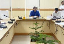 सभी विभाग समय से पूरा कराएं कार्य, जनता की समस्याओं का करें निस्तारण: सीडीओ