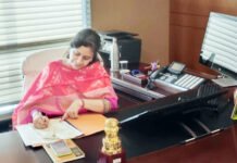 ग्रेटर नोएडा की नवनियुक्त सीईओ रितु माहेश्वरी ने कहा बकाया भुगतान न जमा करने वालों के आवंटन होंगे रद्द