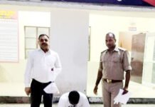 बीयर पर 10 रुपए अधिक लेना सेल्समैन को पड़ा भारी, पहुंचा जेल और लगा 75 हजार रुपए का जुर्माना