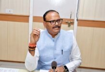यहां हुक्म नही काम चलेगा, नही चलेगी अस्पताल से मरीजों को रेफर करने की पंरपरा: बृजेश पाठक
