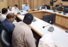 संयुक्त आबकारी आयुक्त ने की 2023-24 आबकारी नीति को लेकर अनुज्ञापी व अधिकारियों के साथ मंत्रणा