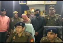 प्यार के बीच रोडा बना पति तो पत्नी ने छाती पर चढ़कर ताकिये से घोंट दिया गला