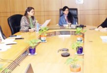 ग्लोबल इन्वेस्टर समिट को लेकर सीईओ ने की महत्वपूर्ण बैठक, ग्रेटर नोएडा प्राधिकरण क्षेत्र में 60 हजार करोड़ के निवेश का है लक्ष्य