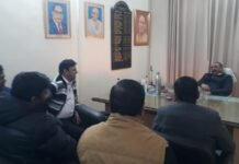 आबकारी अधिकारी ने बॉन्ड लाइसेंस एवं थोक अनुज्ञापन धारकों के कसे पेंच