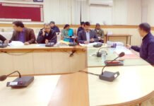 ग्रेप-3 के नियमों का अधिकारी सख्ती से कराएं पालन: राकेश कुमार सिंह