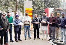 किसान संदेश अभियान: मुख्यमंत्री को गन्ना किसानों ने लिखे पत्र रालोद नेताओं ने डाक से भेजे