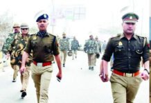 लोनी में भारत जोड़ो यात्रा में पुलिस आयुक्त समेत फोर्स रही मुस्तैद