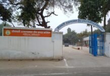 जैनमति इंटर कॉलेज विवाद : विद्यालय प्रबंधन और प्रिंसपल के बीच घमासान जारी