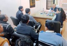 आबकारी अधिकारी ने बीआईओ एवं बॉन्ड अनुज्ञापियों के साथ की बैठक