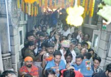 महाशिवरात्रि पर बम-बम भोले के जयकारों की गूंज, जलाभिषेक के लिए उमड़ा श्रद्धालुओं का सैलाब