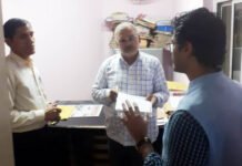 नगर आयुक्त डॉ. नितिन गौड़ का सख्त निर्देश संपत्ति-विधि विभाग की फाइलों का ठीक से रखें रखरखाव