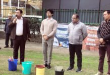 गाजियाबाद बनेगा नंबर-1 नगर आयुक्त डॉ. नितिन गौड़ ने संभाली अभियान की कमान बुधवार से शुरू हुआ 10 तक डोर टू डोर अभियान