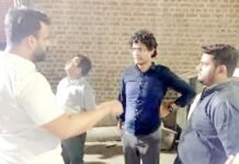 नगर आयुक्त ने रात्रि निरीक्षण में लिया प्रकाश व्यवस्था का जायजा
