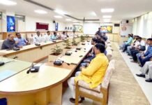 पॉस मशीन से शराब नही बेचने वाले अनुज्ञापियों पर होगी सख्त कार्रवाई: राकेश कुमार सिंह
