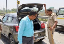 गाजियाबाद निकाय चुनाव में अवैध शराब के प्रयोग की आशंका के बीच सतर्क हुआ आबकारी विभाग