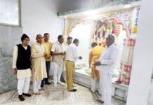 हनुमान जयंती: कौशांबी सेंट्रल पार्क सनातन धर्म मंदिर में सुंदरकांड पाठ का आयोजन