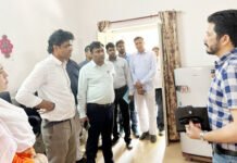 नगर निकाय निर्वाचन के नामांकन की तैयारियों का नगर आयुक्त ने लिया जायजा
