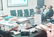 आईजीआरएस पोर्टल पर दर्ज शिकायतों का जल्द हो निस्तारण : नितिन गौड़