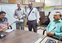 छुट्टी के दिन भी नो ड्यूज के प्रमाण पत्र जारी करें अधिकारी: डॉ. नितिन गौड़