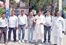 प्रधान पति व बेटे ने फिर शिक्षकों से की अभद्रता