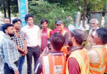नगर आयुक्त ने शहर की सफाई व्यवस्था का लिया जायजा, सफाई मित्रों को किया प्रोत्साहित