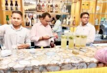 अवैध शराब की तलाश में हाईवे से लेकर रेस्टोरेंट व बार में आबकारी विभाग ने की छापेमारी