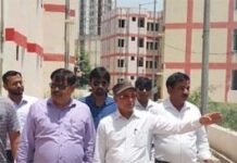 जीडीए चीफ इंजीनियर ने पीएम आवास एवं सीवर लाइन, नाला निर्माण की परखी गुणवत्ता