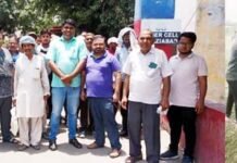 नगर निगम कर्मचारी पर युवकों ने किया हमला, गिरफ्तारी की मांग