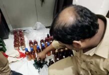 गाजियाबाद में टीचर्स की खाली बोतल में चंड़ीगढ़ की शराब भरकर करता था तस्करी
