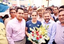 साइना नेहवाल ने ओमेक्स वर्ल्ड स्ट्रीट, फ़रीदाबाद में योनेक्स एक्सक्लूसिव स्टोर लॉन्च किया