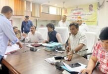 संभव जनसुनवाई में नगर आयुक्त ने सुनी समस्या