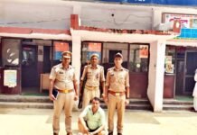 रात होते ही मधुशाला में तब्दील हो जाता था होटल, संचालक गिरफ्तार