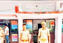 राजू होटल पर खाने के साथ मिल रही थी मिस इंडिया, आबकारी विभाग ने दबोचा